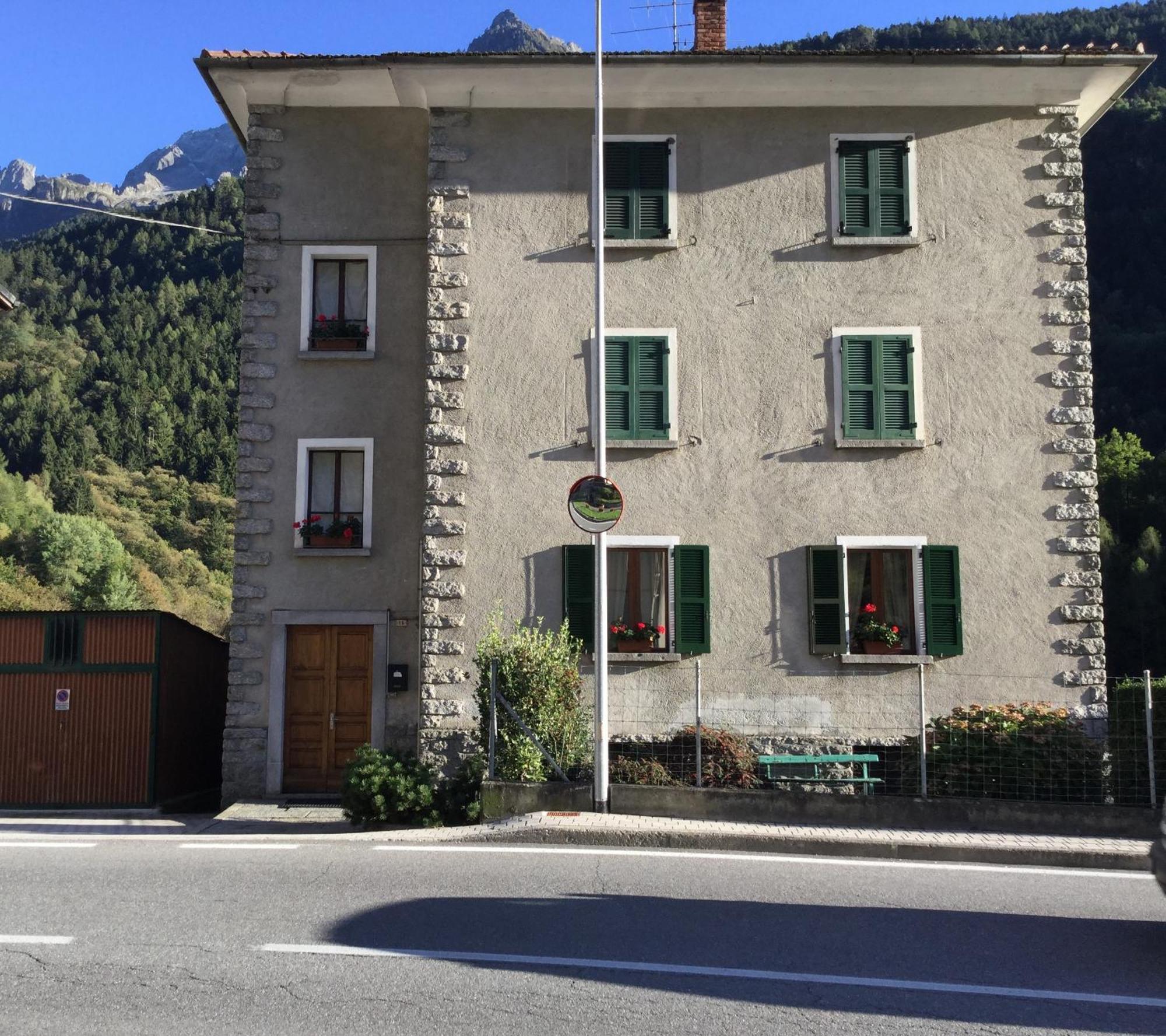 Charlotte Casa Vacanze Villa di Chiavenna ภายนอก รูปภาพ